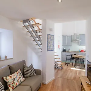  Apartment Madre Deus I